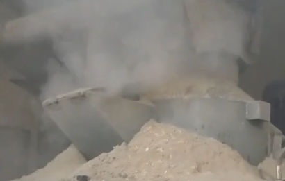 顆粒機(jī)冒煙不出料